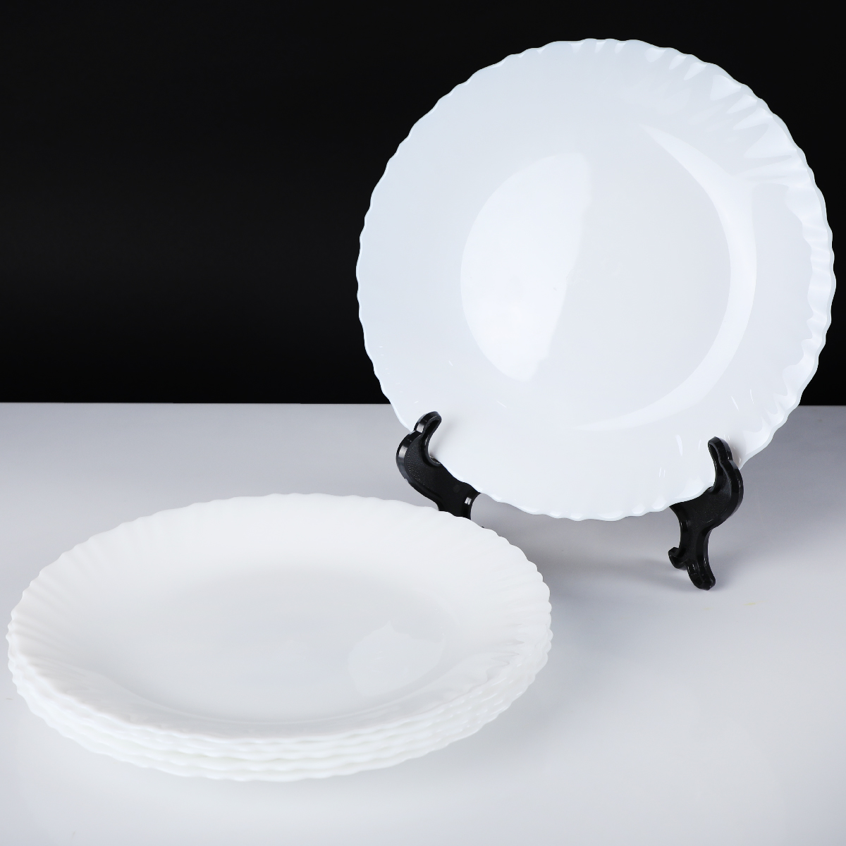 Lot De Assiettes Plates LUMINARC FESTON 25 CM BLANC Pour 26 Dt